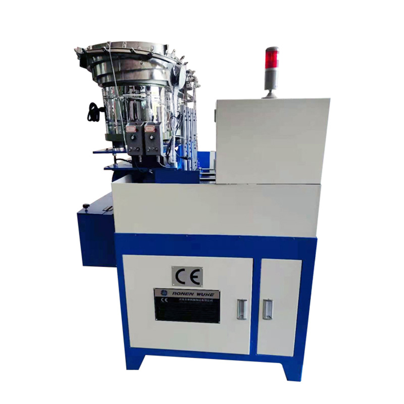 Машина за урезивање навртки са четири вретена