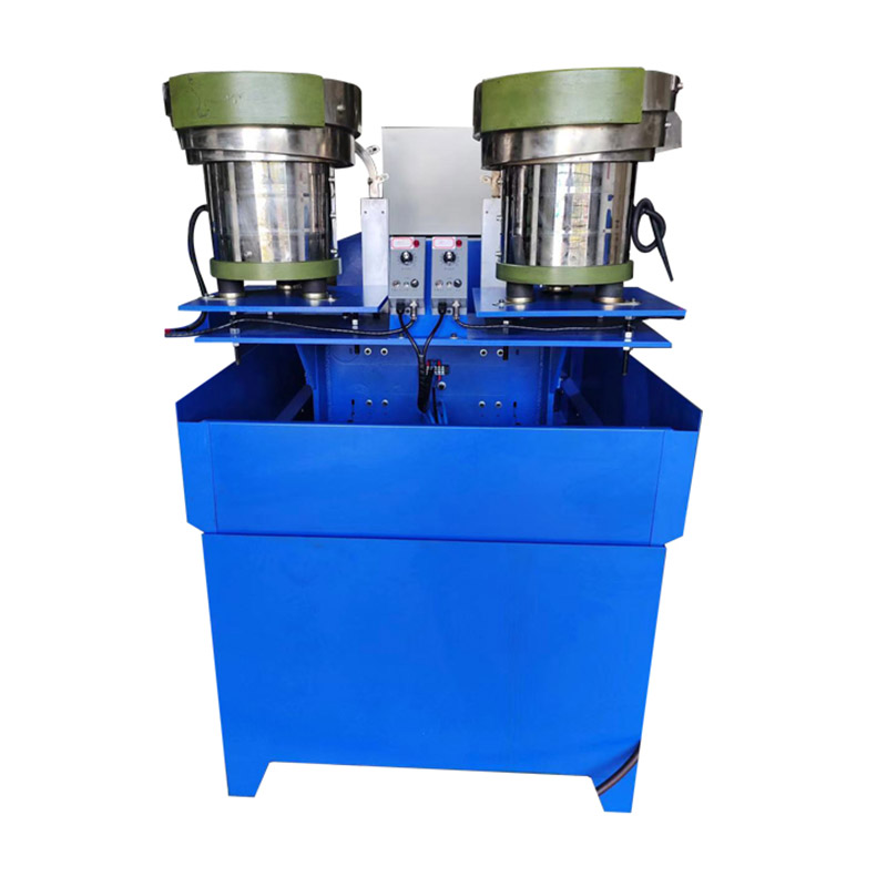 Гвоздена полуаутоматска машина за точење матица